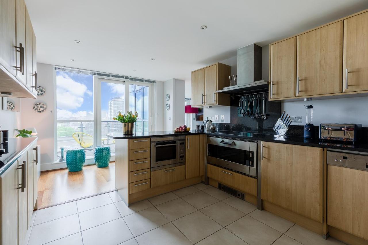 Best Thames View In Town! Large Luxxe Nomad Design Family Home Londen Buitenkant foto