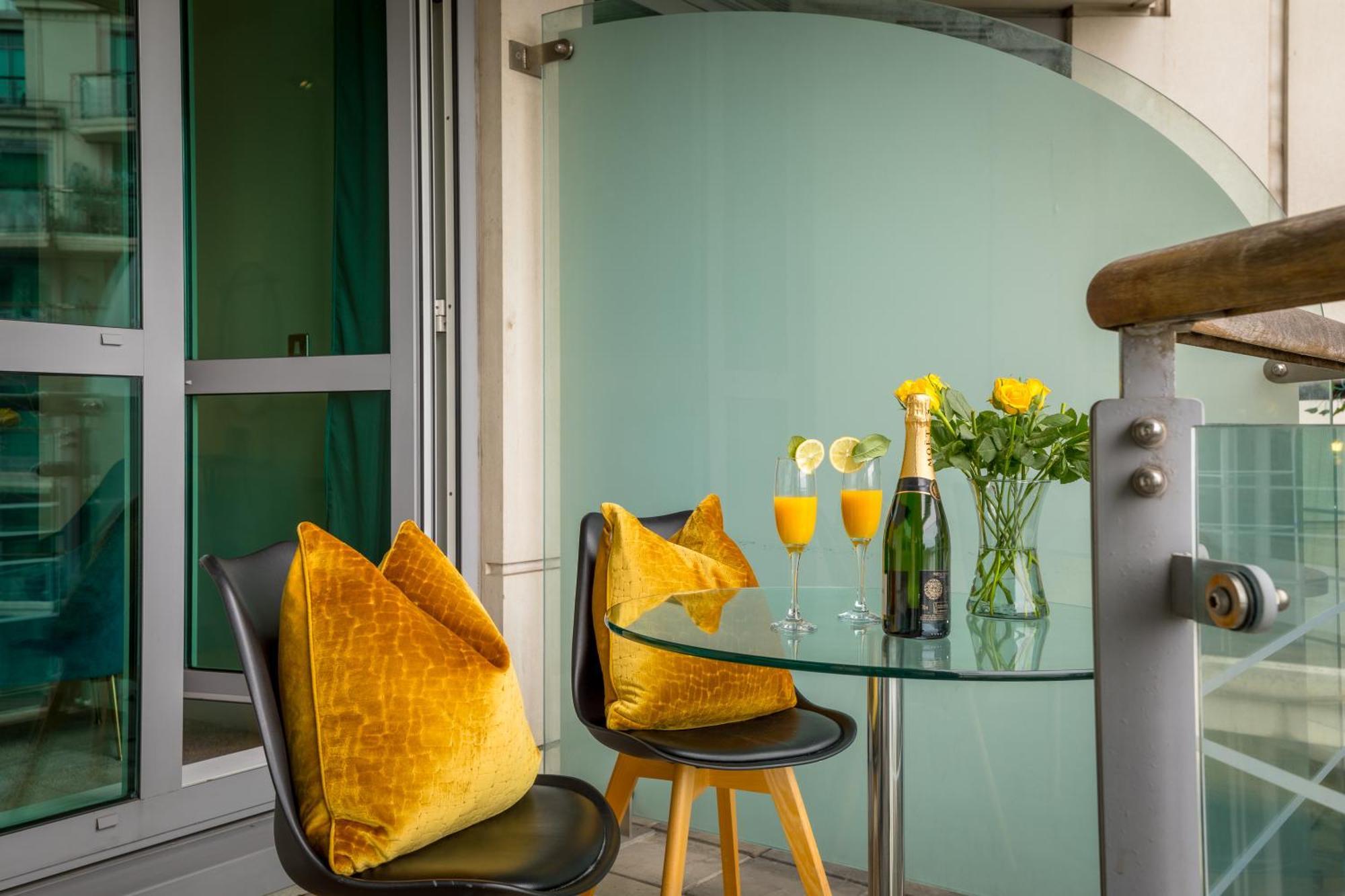 Best Thames View In Town! Large Luxxe Nomad Design Family Home Londen Buitenkant foto